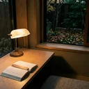 純文学おすすめ20選【名作から現代作家まで】静かな一文が刺さる“文学の入口”